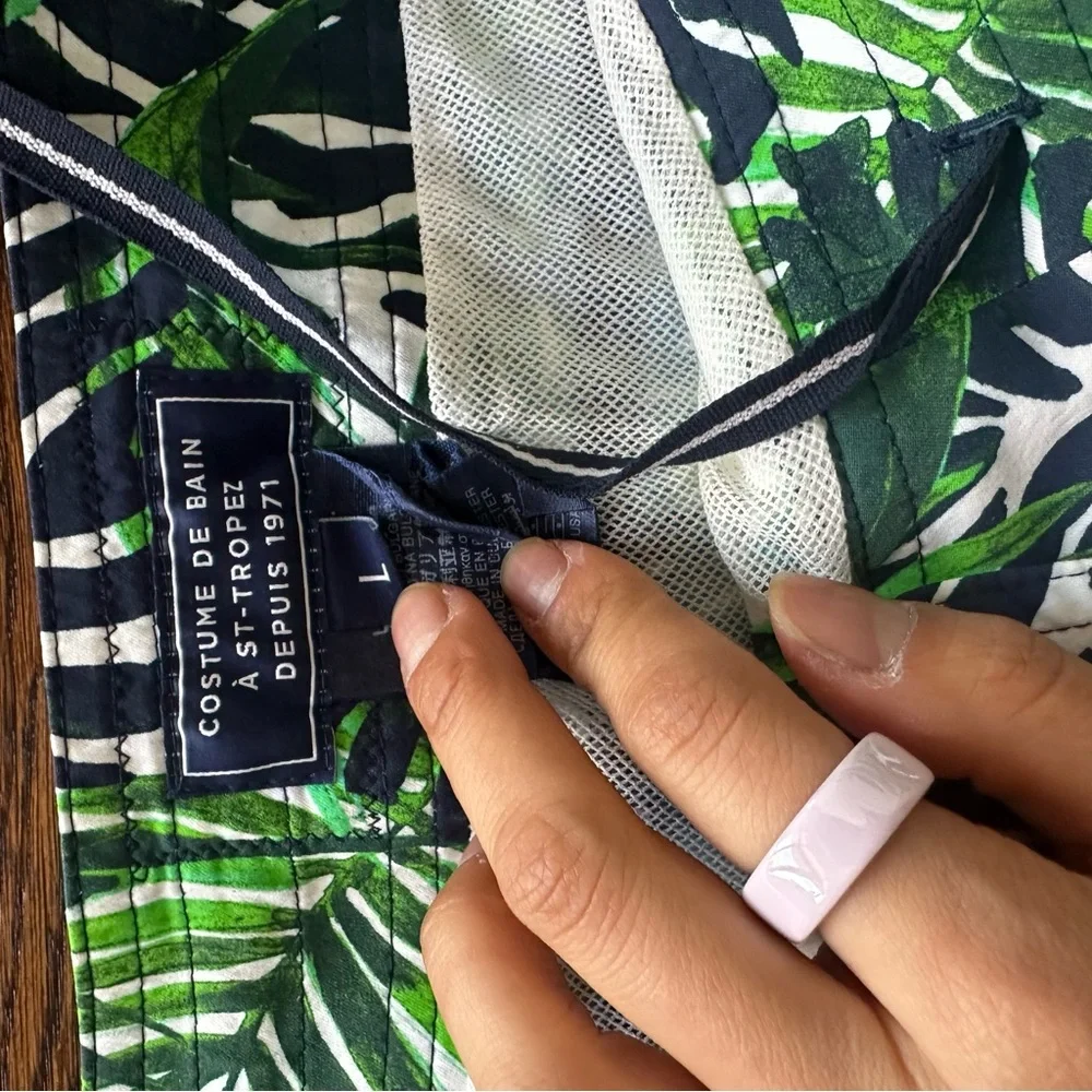 Vilebrequin Green and Blue Leaf Moorea-style swim trunks Shorts - Picture 9 of 14